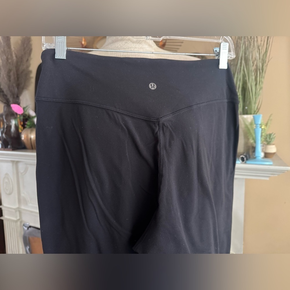 Lululemon Align High-Rise Jogger in Black size 8 - Picture 7 of 11